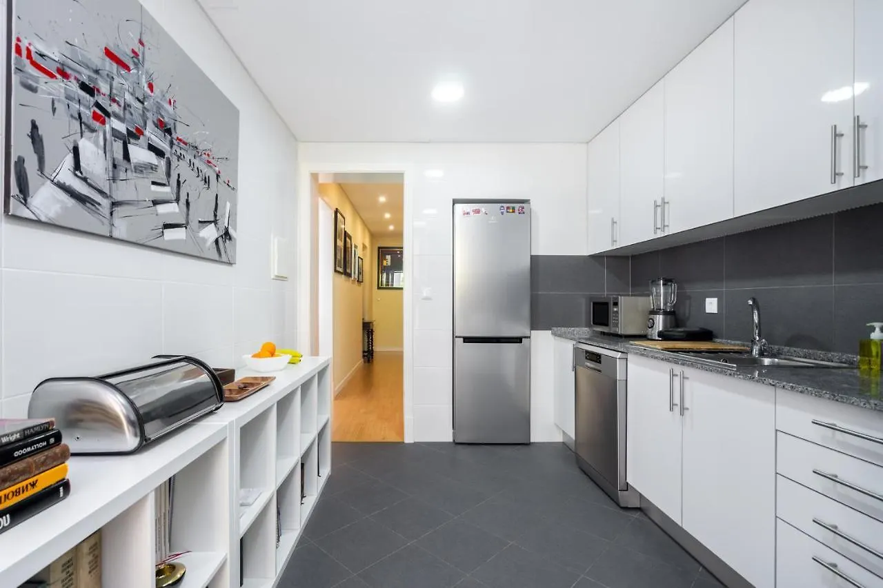Whome | Alameda Patio Hideaway Lisbon Apartment